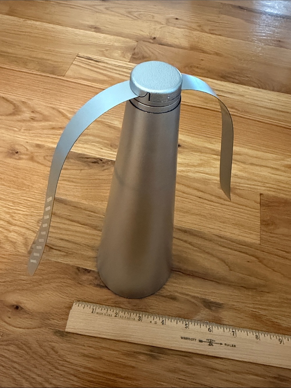 Silver | Insect | Fly & Bug Repelling Table Fan - Picture 2 of 6
